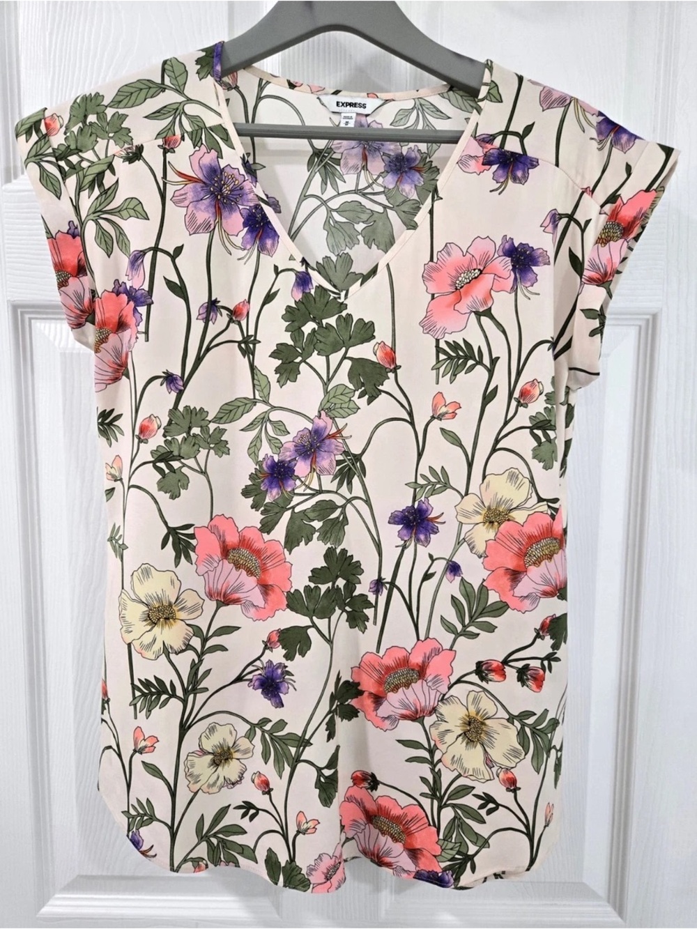 Express Pink Floral V-Neck Cap Sleeve Blouse